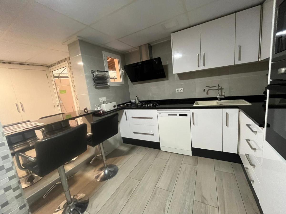 Апартаменти Apartamento Шатіва Екстер'єр фото